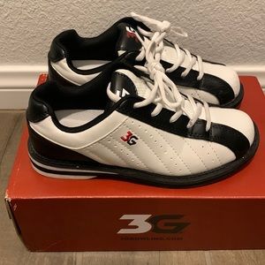 Women or kids bowling shoe